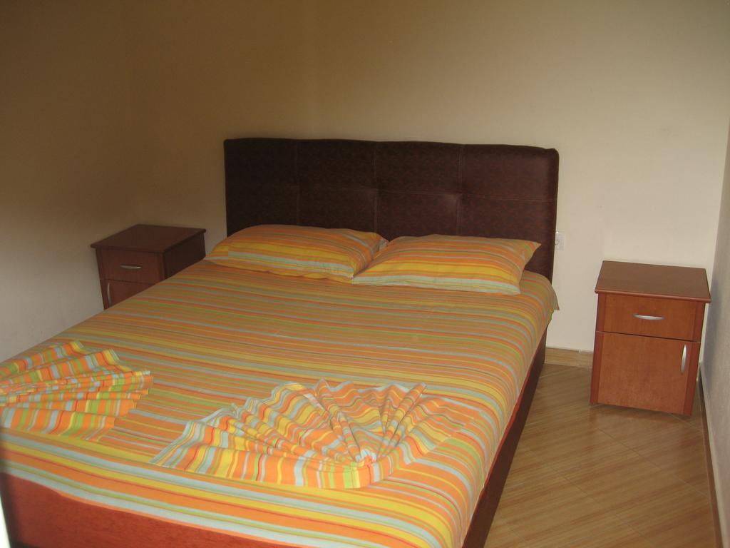 Guest House Vila Mimoza Ulcinj Eksteriør bilde