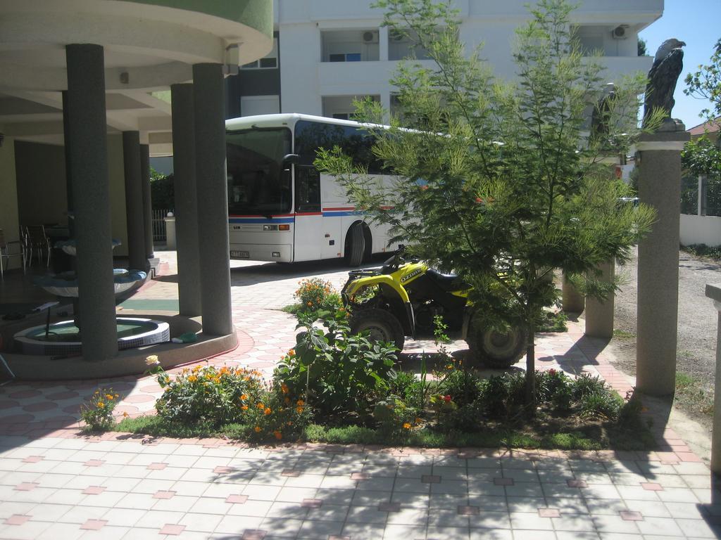 Guest House Vila Mimoza Ulcinj Rom bilde